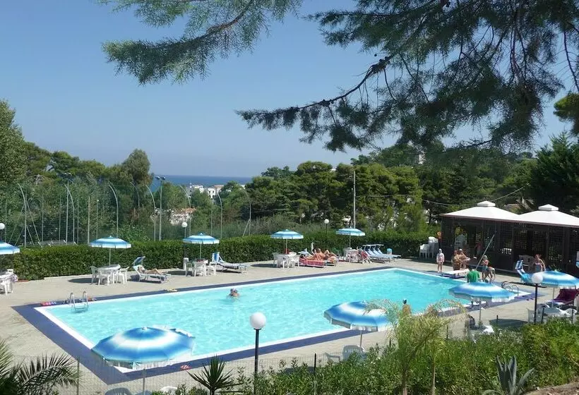 Hotelli Happy Camp Mobile Homes In Camping Villaggio Internazionale