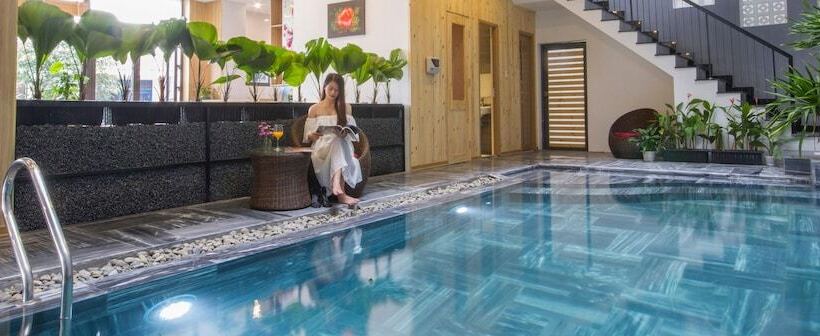 King House Villa Hotel & Spa