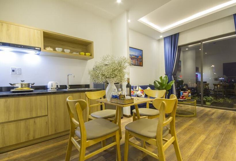 King House Villa Hotel & Spa