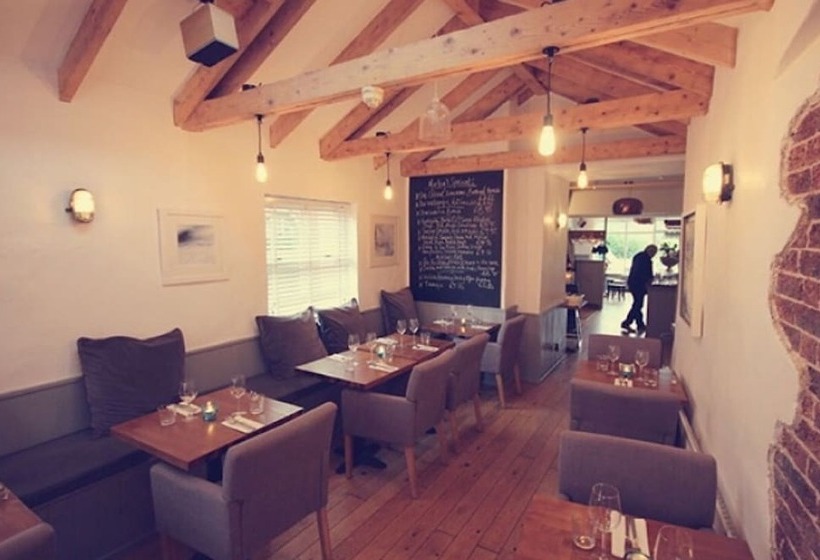 בית מלון כפרי Morleys Rooms Located In The Heart Of Hurstpierpoint By Huluki Sussex Stays