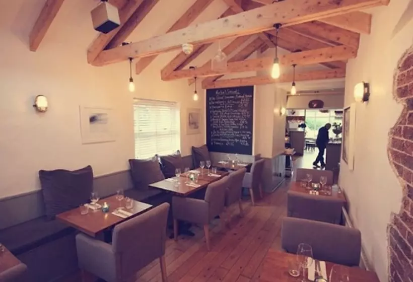 Hotelli Morleys Rooms   Located In The Heart Of Hurstpierpoint By Huluki Sussex Stays