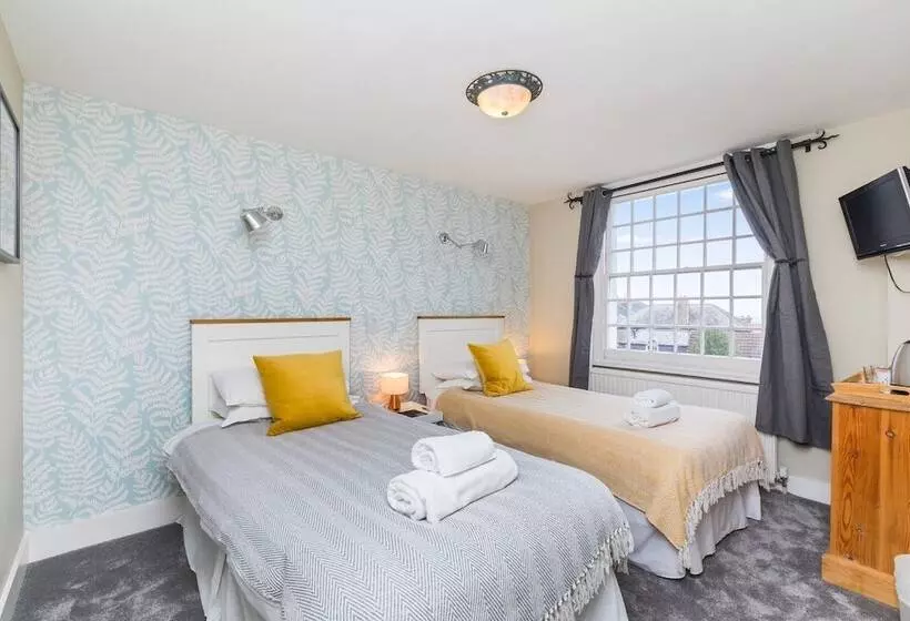 Hotelli Morleys Rooms   Located In The Heart Of Hurstpierpoint By Huluki Sussex Stays