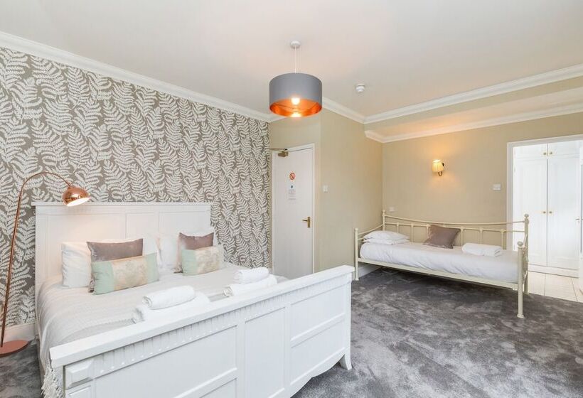 בית מלון כפרי Morleys Rooms Located In The Heart Of Hurstpierpoint By Huluki Sussex Stays