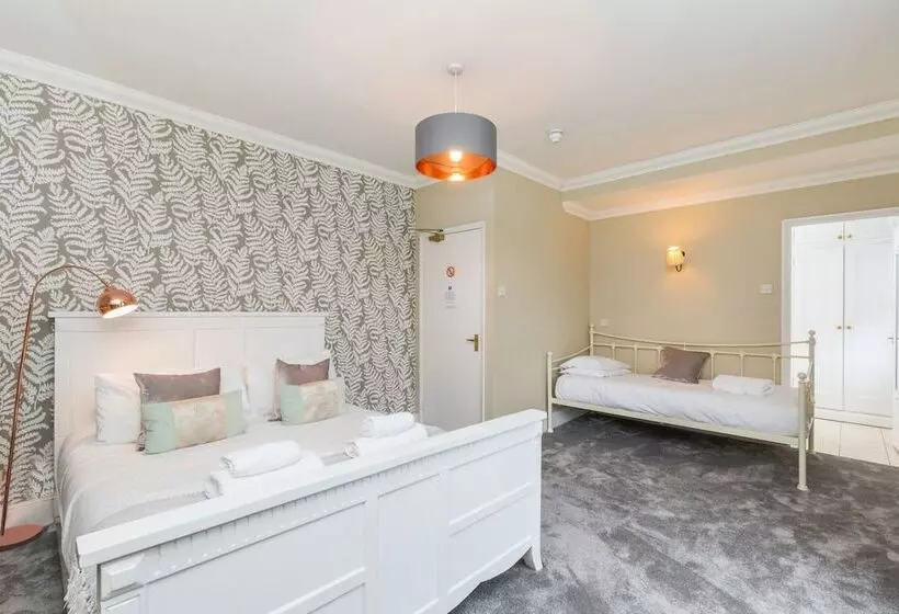 Hotelli Morleys Rooms   Located In The Heart Of Hurstpierpoint By Huluki Sussex Stays
