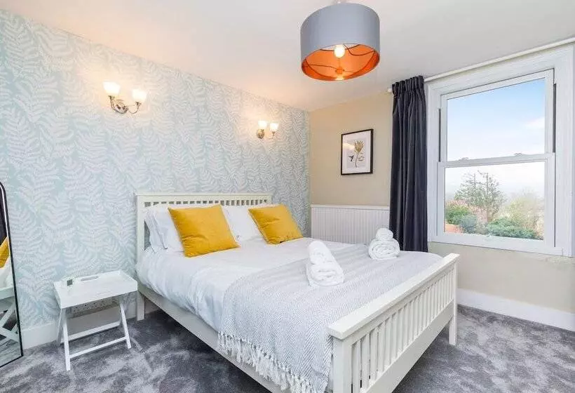 Hotelli Morleys Rooms   Located In The Heart Of Hurstpierpoint By Huluki Sussex Stays