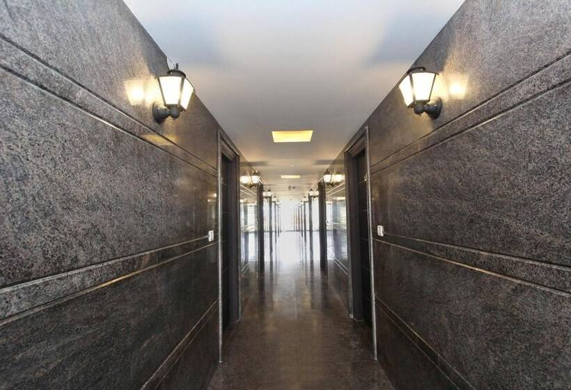 酒店 Vee Suites Bangalore