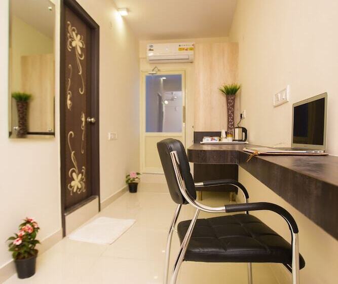 酒店 Vee Suites Bangalore