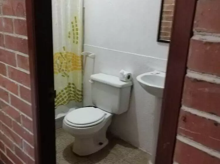 هتل Villa Los Arcos