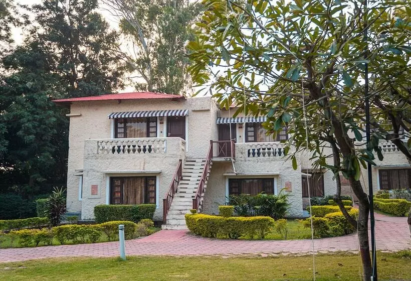 Manu Maharani Resorts