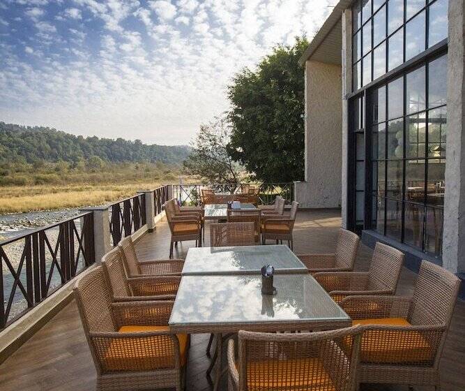 Manu Maharani Resorts