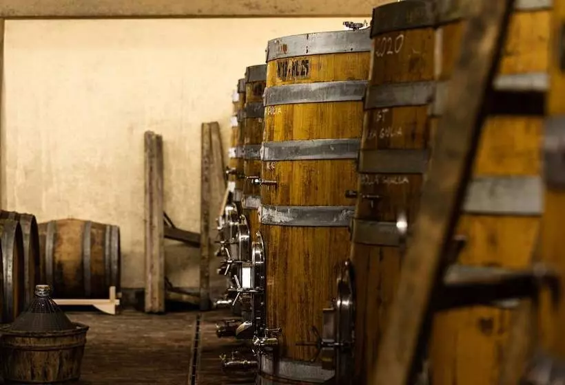 Aamiaismajoitus (B&B) Agriturismo Paraschos