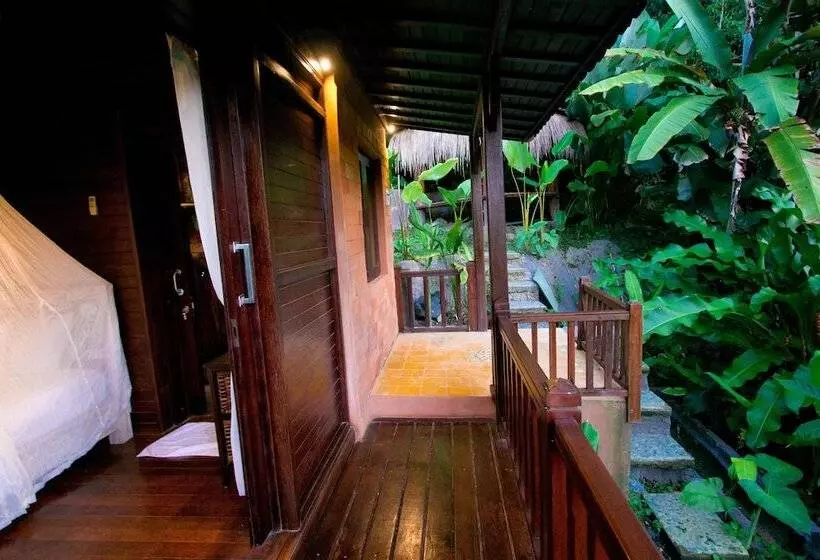 Aamiaismajoitus (B&B) Umah Tis Sebatu