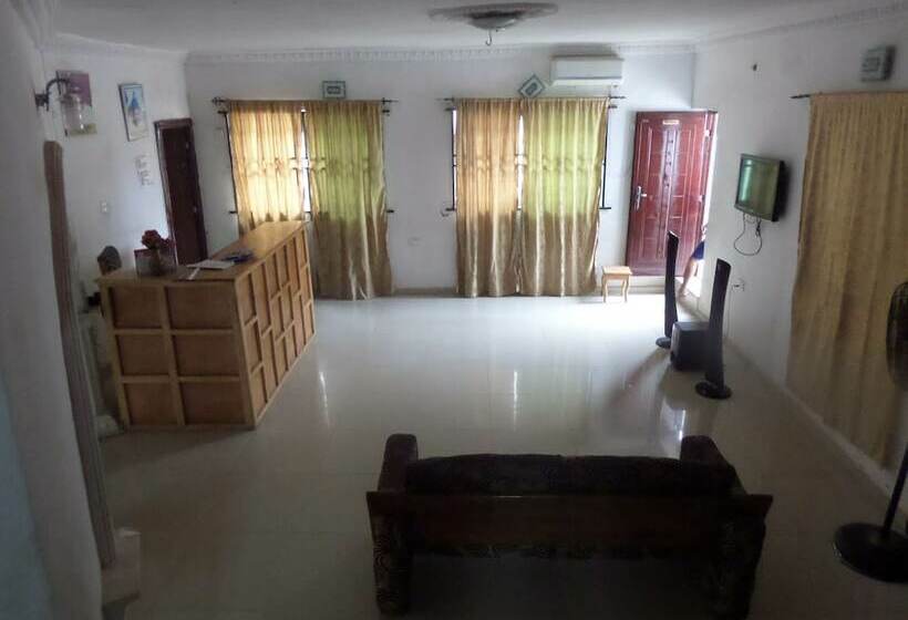 China Hotel And Suites