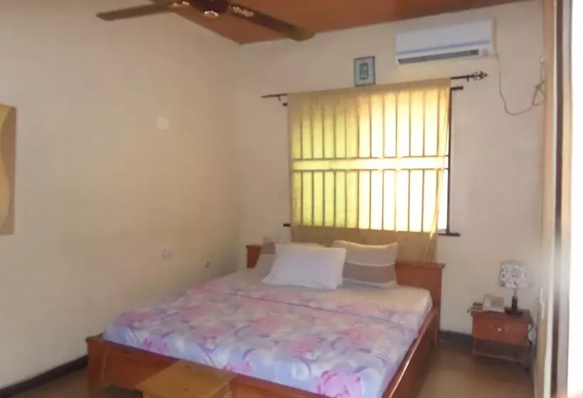 China Hotel And Suites