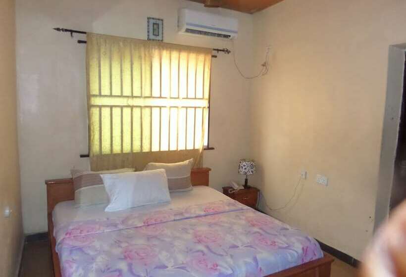 China Hotel And Suites