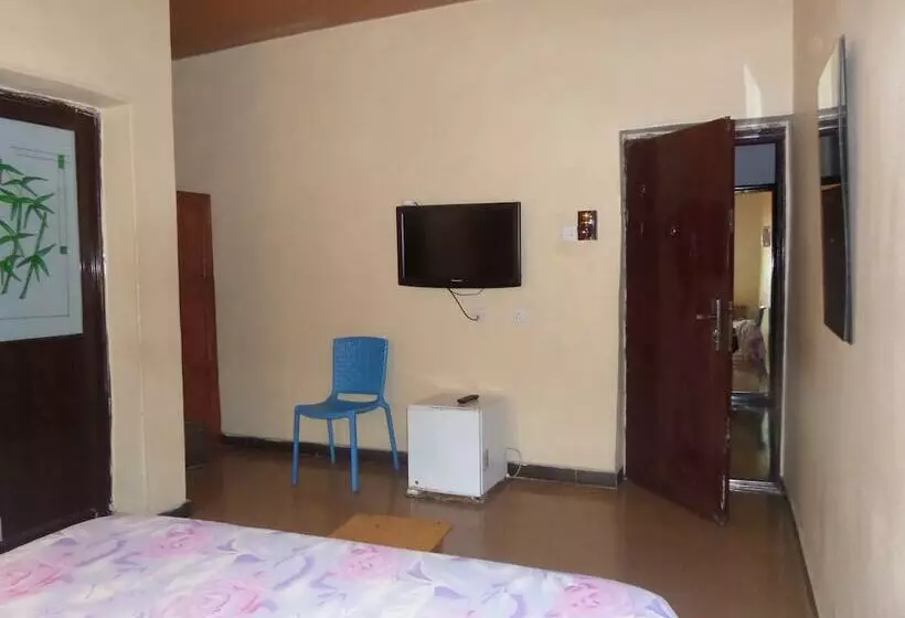 China Hotel And Suites