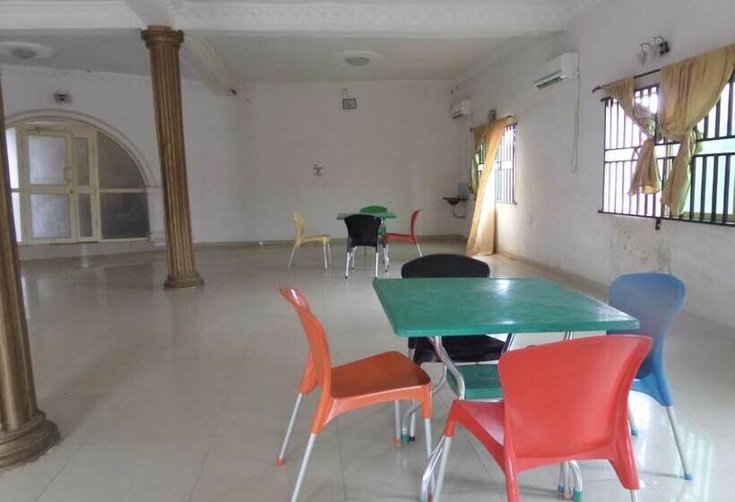 China Hotel And Suites