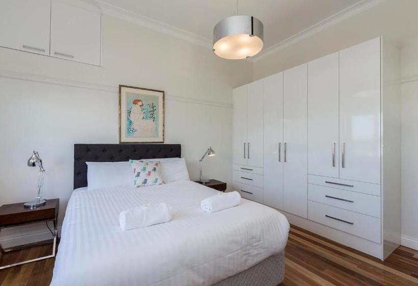 Cottesloe Beach Deluxe Apartment Executive Escapes