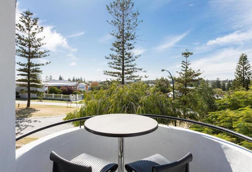 Cottesloe Beach Deluxe Apartment Executive Escapes