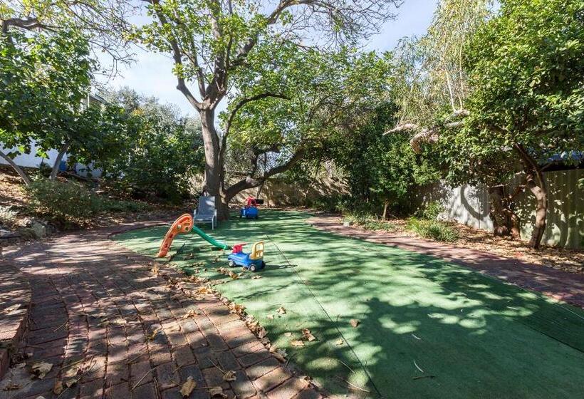 Cottesloe Beach Deluxe Apartment Executive Escapes