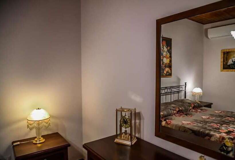 مسافرخانه Etna Dimora Dei Saponari