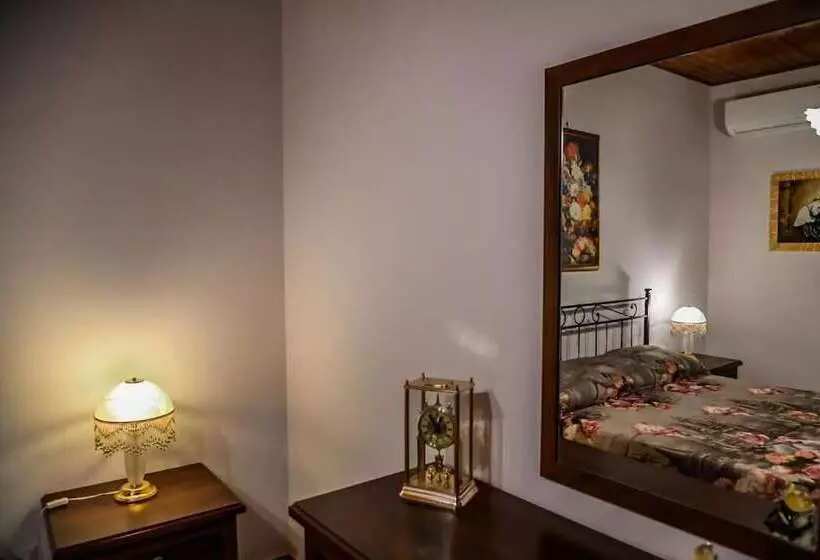 簡易ホテル Etna Dimora Dei Saponari