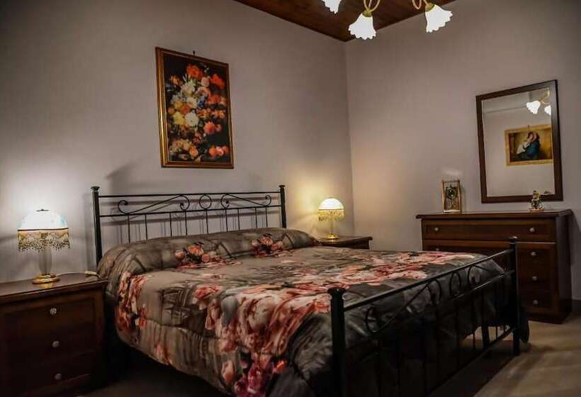 مسافرخانه Etna Dimora Dei Saponari