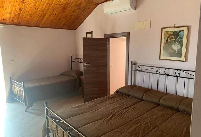 مسافرخانه Etna Dimora Dei Saponari