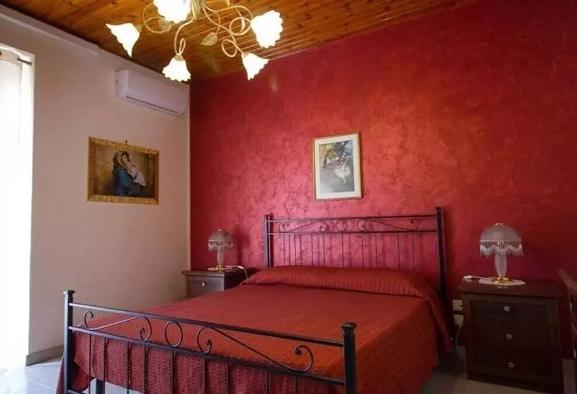 簡易ホテル Etna Dimora Dei Saponari