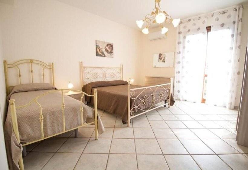 مسافرخانه Etna Dimora Dei Saponari