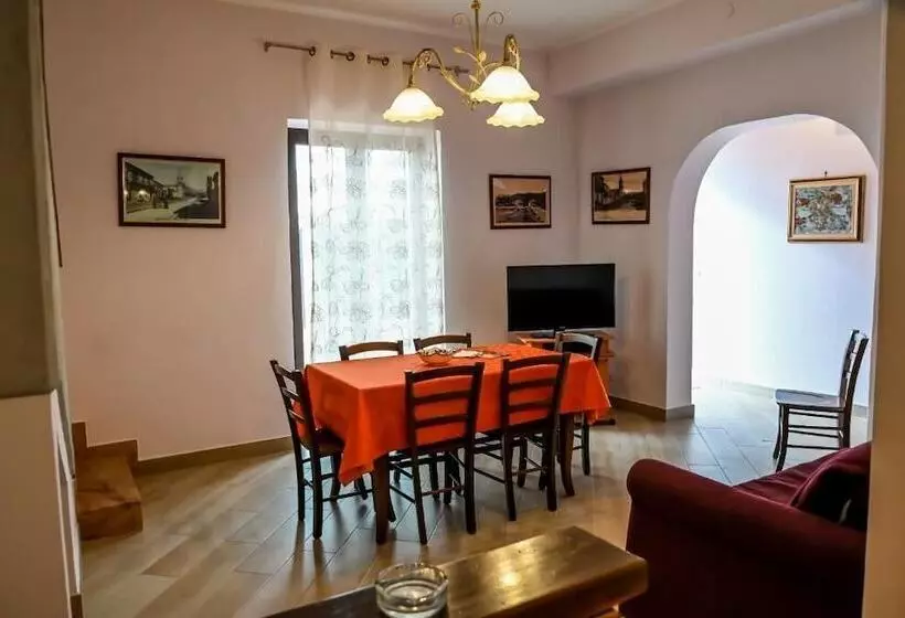 簡易ホテル Etna Dimora Dei Saponari