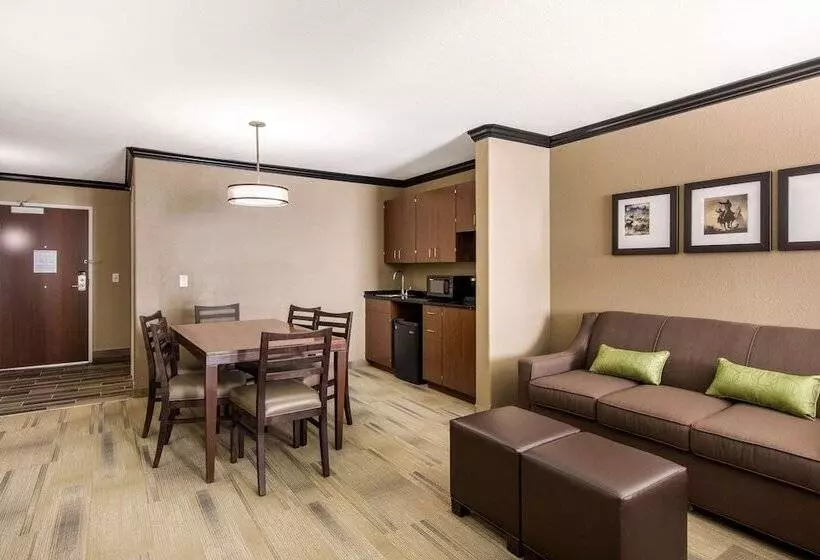 ホテル Comfort Suites