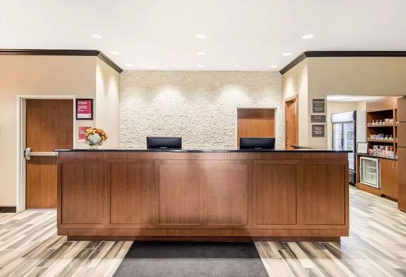 ホテル Comfort Suites