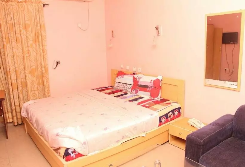 هتل Dubys Suites Dutse