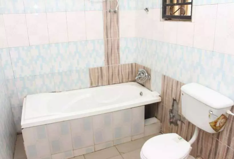 هتل Dubys Suites Dutse