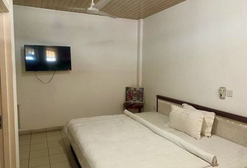 فندق Mikaddo City Inn