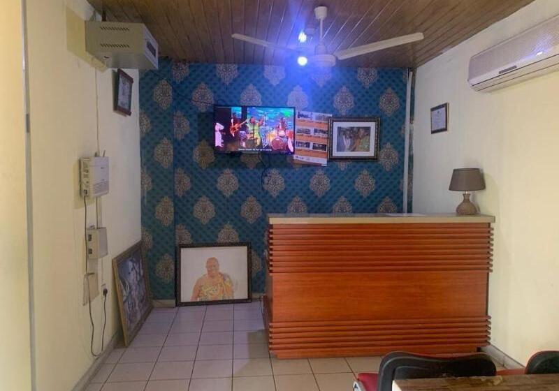 فندق Mikaddo City Inn