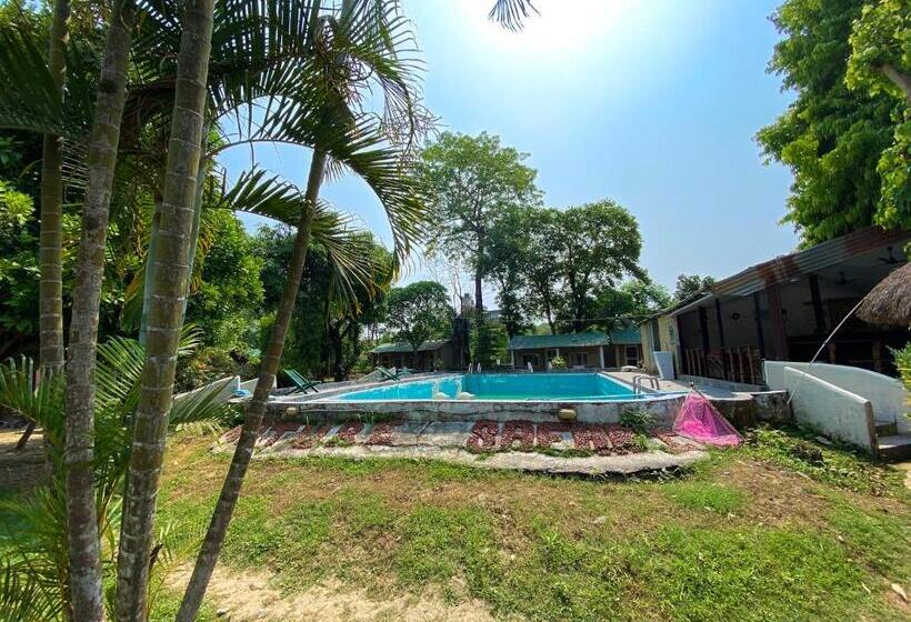 هتل Nature Safari Camp