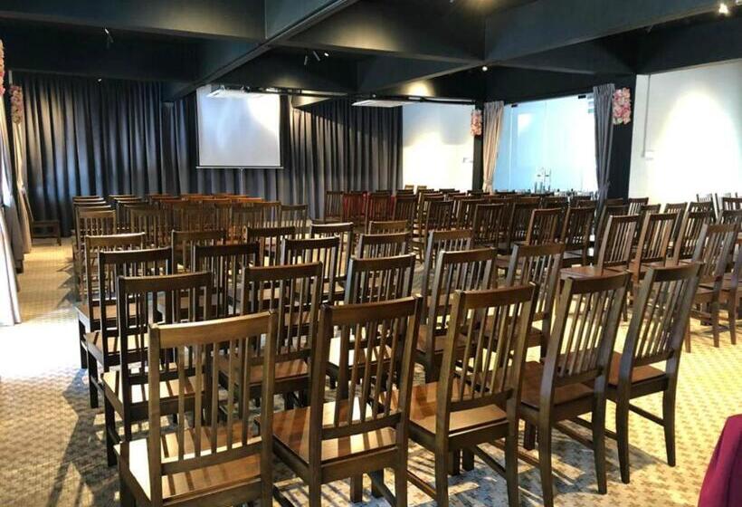 فندق The Wood Boutique