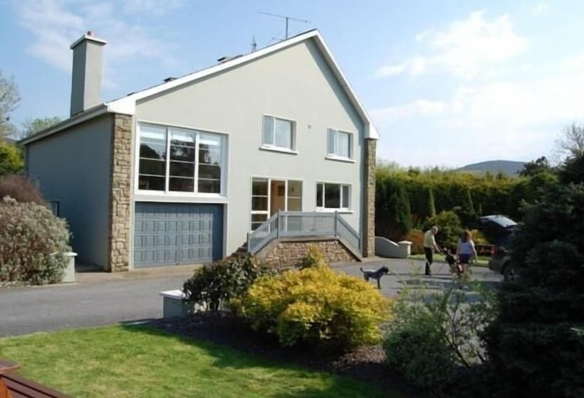 ベッドアンドブレックファースト Ardrinane House