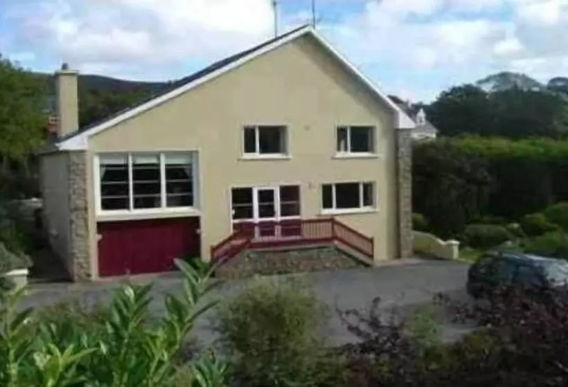 Aamiaismajoitus (B&B) Ardrinane House