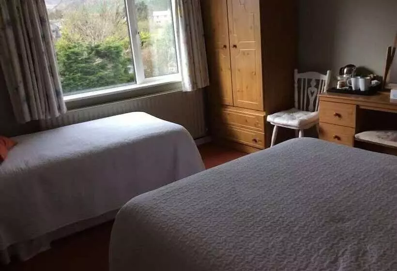 Aamiaismajoitus (B&B) Ardrinane House