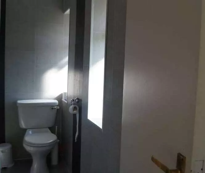 Aamiaismajoitus (B&B) Ardrinane House