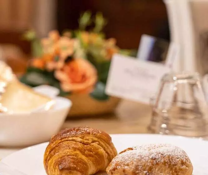 تختخواب و صبحانه Real Borbone