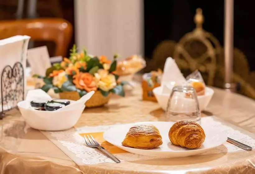 تختخواب و صبحانه Real Borbone