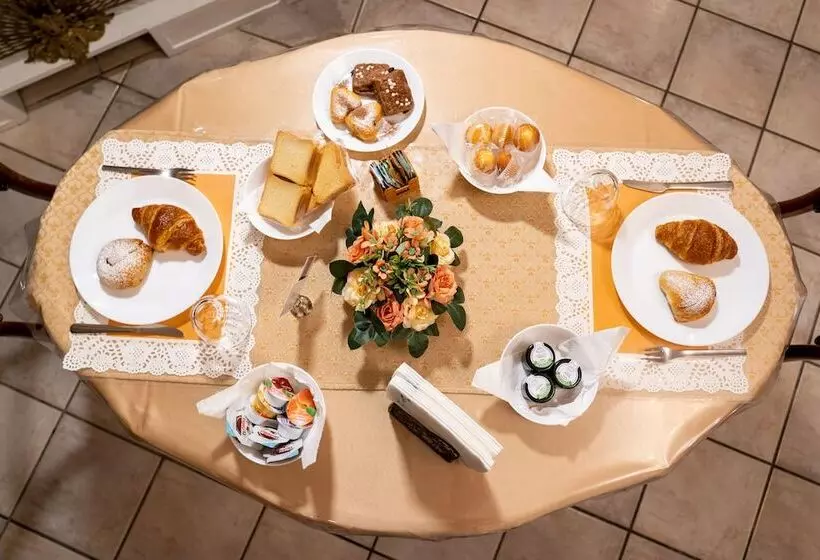 تختخواب و صبحانه Real Borbone