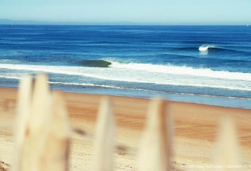 צימר Wood N Sea Surf Lodge   Auberge De Jeunesse
