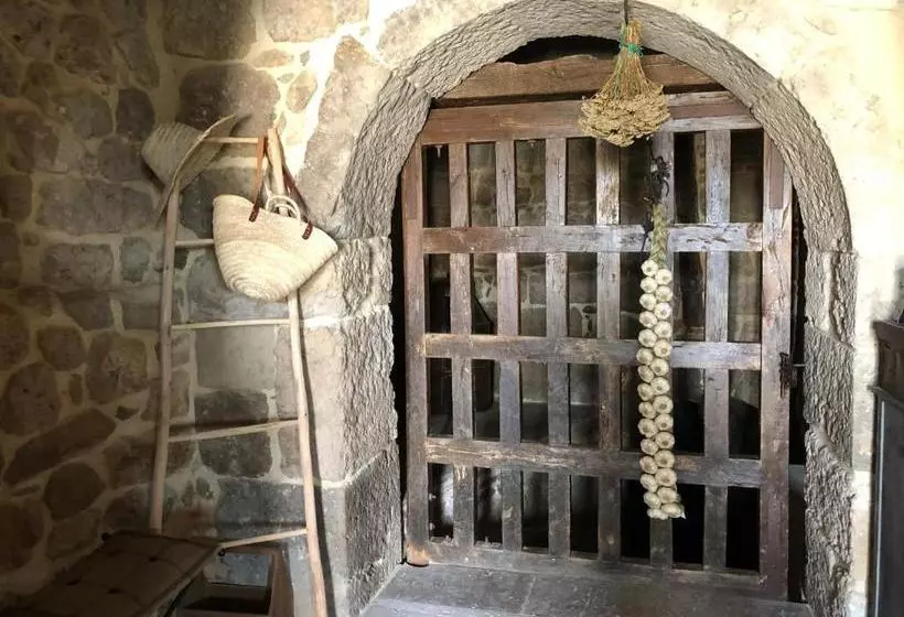 Hostelli Emebed Posada