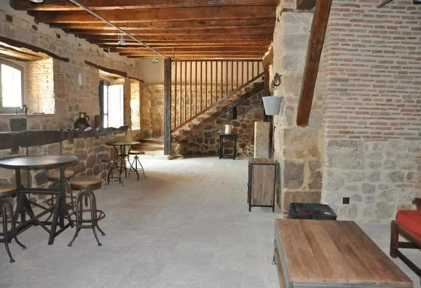 Hostelli Emebed Posada