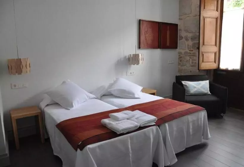 Hostelli Emebed Posada